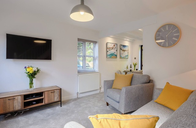 A stylish getaway for discerning guests looking for a great coastal break.