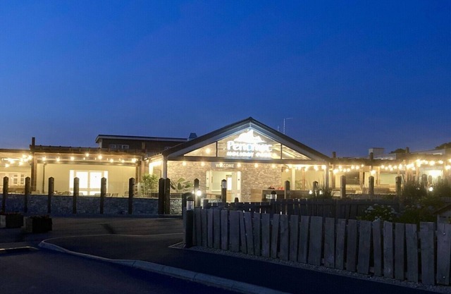 A true home from home, stylish modern 12 ft wide caravan near beautiful New Quay