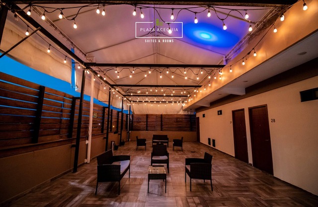 A07 SUPER CITY SUITES AT PLAZA ACEQUIA