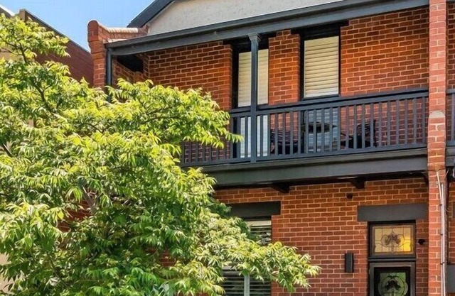 A1 Architectural Sth. Melb. Home. Sleeps 4. Martin