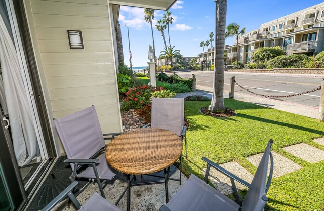 A17 North Coast Village Amazing Beach Access! Just steps to the ocean!