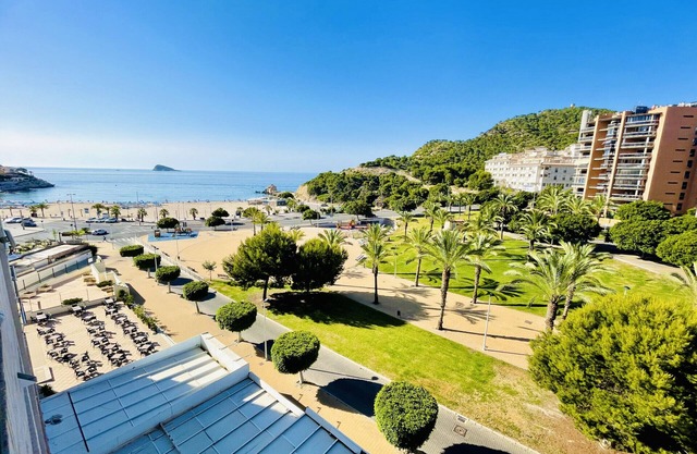 A436 - Fantastic apartment on the beach front