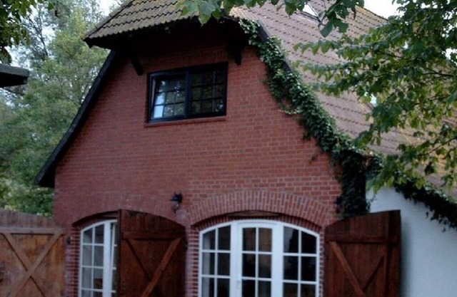 Aalhaus Wustrow apartment to the courtyard 900m to the beach