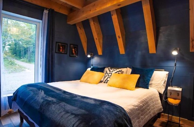 AAT - Timber A-Frame Cabin on French River