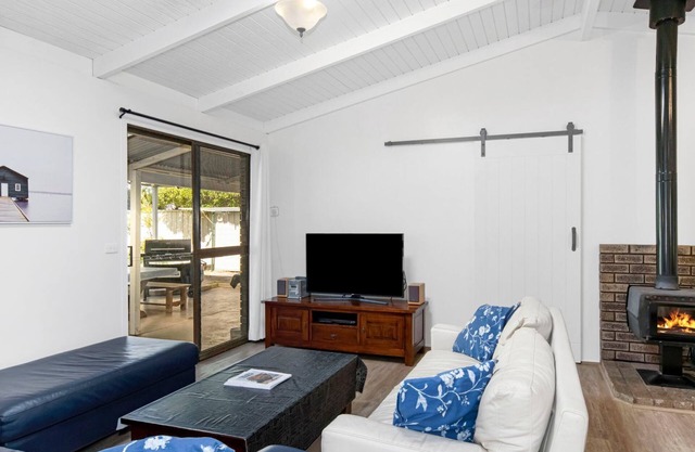 Abbey Beach Shack - Pet Friendly accommodation in beautiful Abbey!