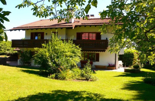 Absolutely quiet apartment between Munich and the Alps
