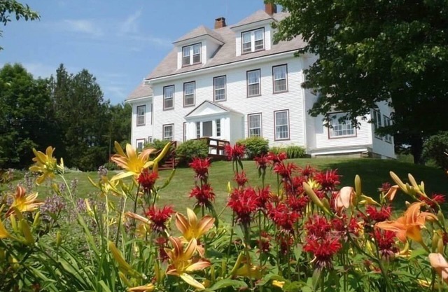 Acadia Oceanside Meadows Inn