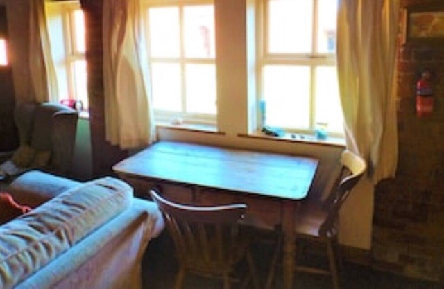 Accessible Cottages In Farm Setting - Williow cottage