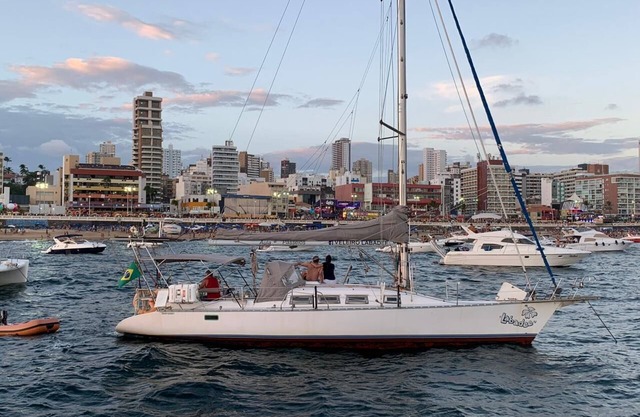 Accommodation in Sailboat 40 feet