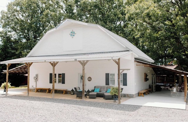 Accommodations with a Touch of Southern Charm