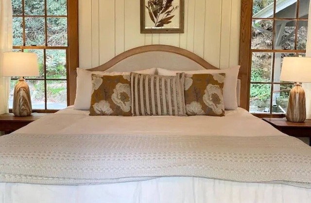 Acorn Cottage in Highlands, NC "Fireplace"