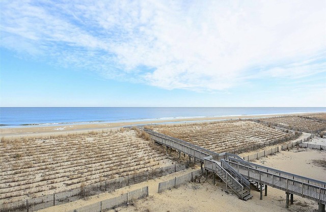 Activities included up to $300 FREE PER WEEK! FREE DAILY ACTIVITIES! Amazing OCEANFRONT multi-level 5 bedroom, 5 bathroom home! First class accommodations feature open floor plan with fantastic ocean views,