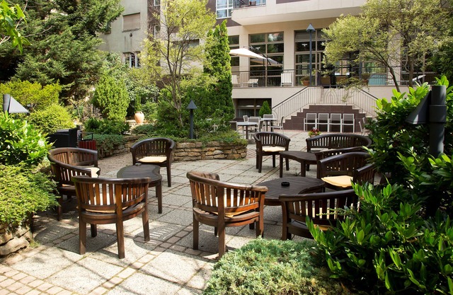 Adina Apartment Hotel Budapest