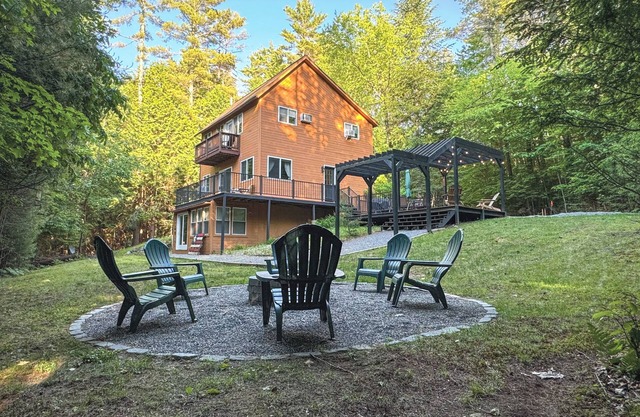 Adirondack Oasis: Private Lake, Sauna, & Fire Pit