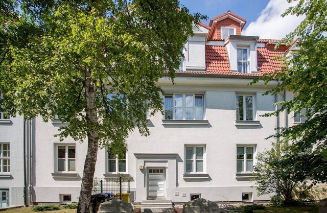 Admiral, 100 m v. Beach