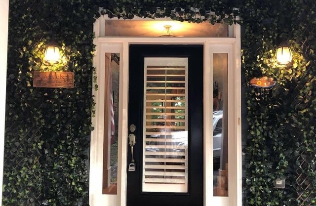 Admiral's Cocktail Cove Lake Lanier