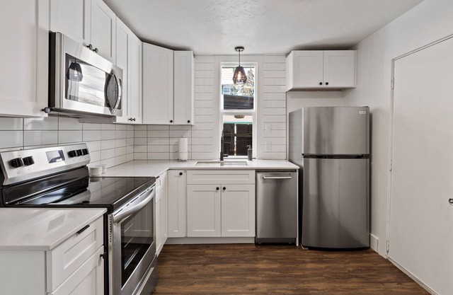 Adorable 2-bedroom home in central Spokane!