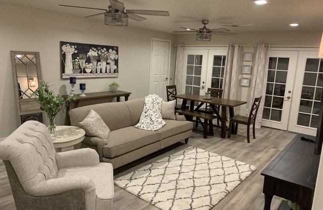 Adorable Brand New remodeled Tustin Cottage. Close to the 55/405/22 and 91 fwy.