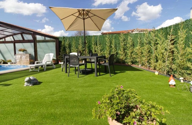 Adults Only Country House 'La Costana De Barbadillo' with Private Garden, Wi-Fi and Air Conditioning