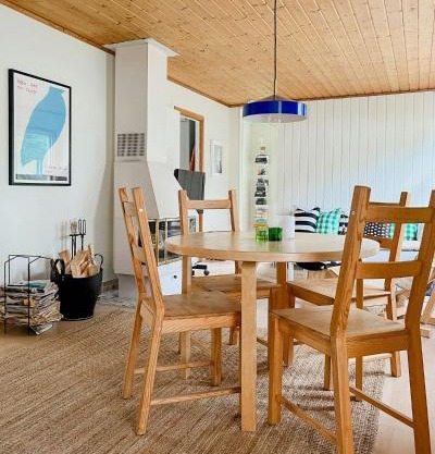 Adventure Explore Island Life In Idyllic Cottage