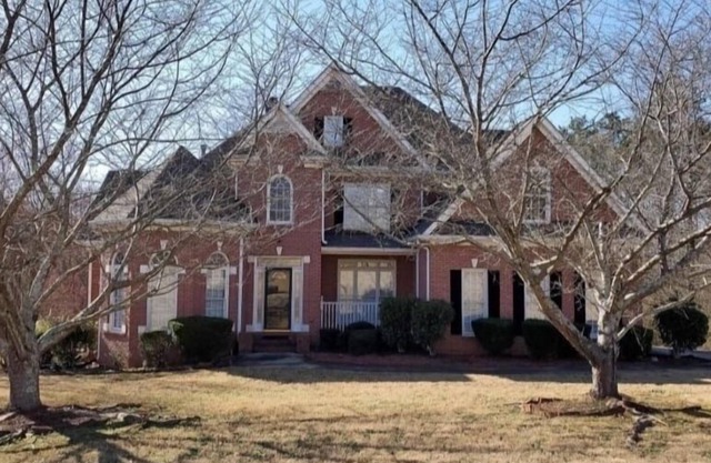 Affordable 2 bedroom 1 bath guest suite with private entrance.