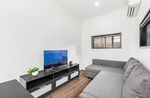 Affordable 3B Ideal Unit near Café/Mall/River/Park