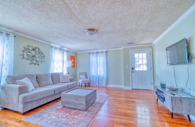 Affordable College Retreat near Downtown & Mizzou Campus