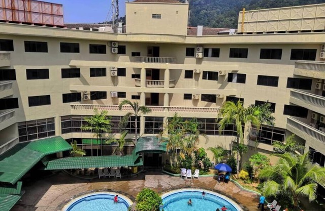 Affordable Cozy Apartment @ Coral Bay Resort