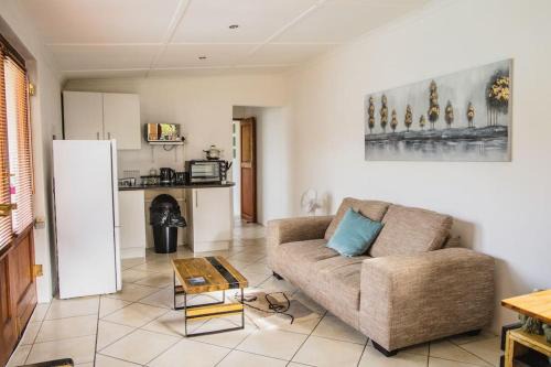 African Lily Private Guest House