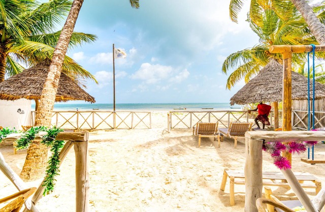 African Paradise Beach Hotel