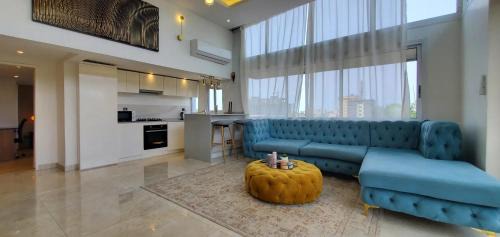 Afriqpnb FAB Studio 5B