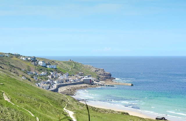 After a day exploring, relax under the stars and plan your Cornish adventures.