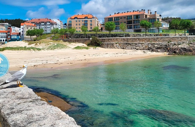 AG Apartamento Pedra da Serpe Corme 150m Playa x6