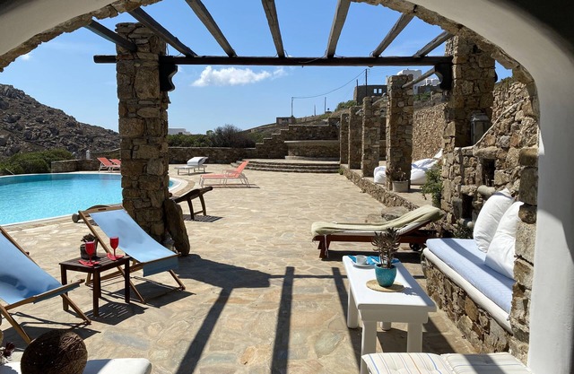 AGRARI VILLAGE Pool Residence