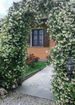Agriturismo Cascina Aguzza