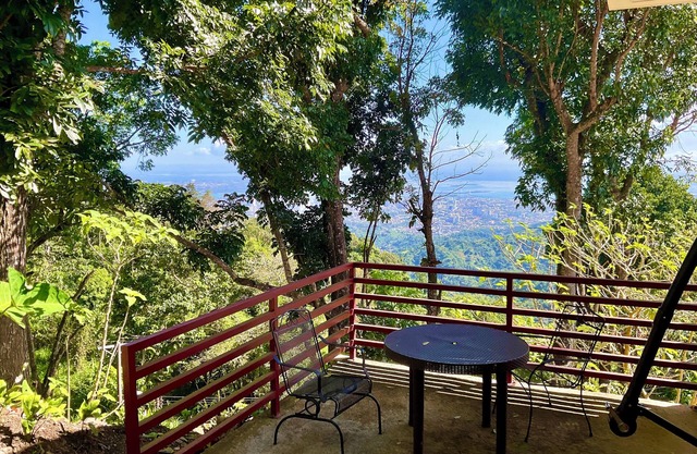 Aguanga Cabin at Threesome Cafe