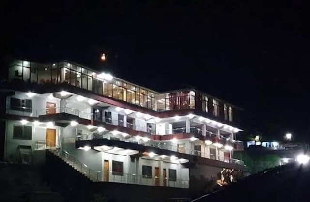 Ahsania Hotel & Restaurant