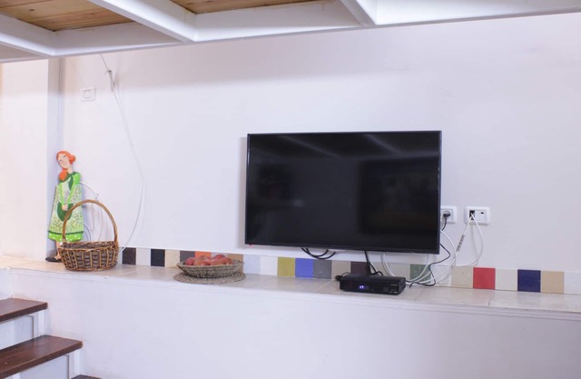 Ahuzat Shaul - Apartment