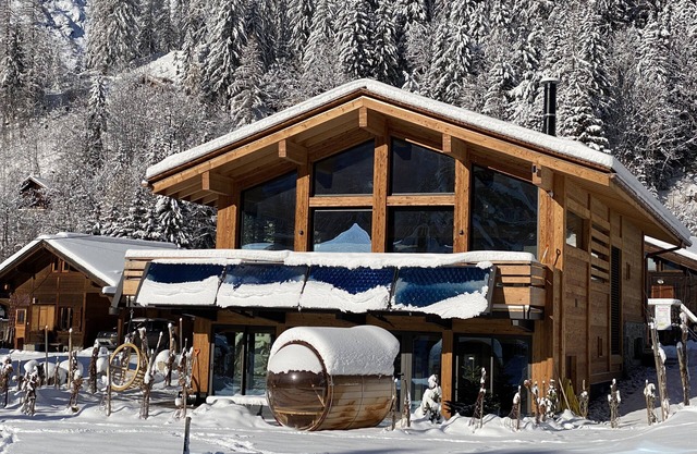 AIKOA: Regenerative Mountain Hideaway, Chamonix Lux Ecolodge, spa, pool, sauna
