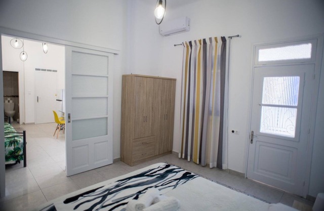Aimou Studio's & Apartment's Peiraeus 1bedroom.