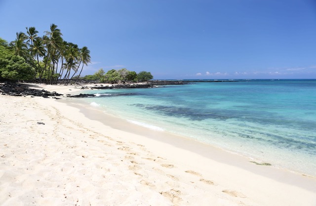 Ainamalu 29 At Waikoloa Beach Resort 3 Bedroom Home by RedAwning
