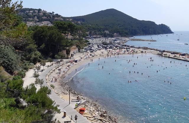 Air-conditioned studio 2 steps from the beach. Ideal for sea lovers.