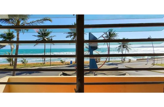 "AIR CONDITIONED" BEACH FRONT HOME IN PARADISE