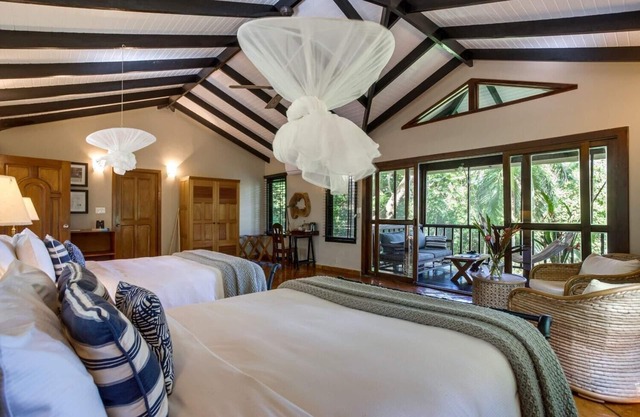 Air-Conditioned Jungle Suite w/WiFi, Balcony, & Incredible Views