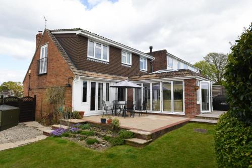 Air Maison - Stunning House in Clanfield Family and Remote Workers Friendly