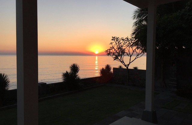 Air Sanih Beach Villa 2 Br