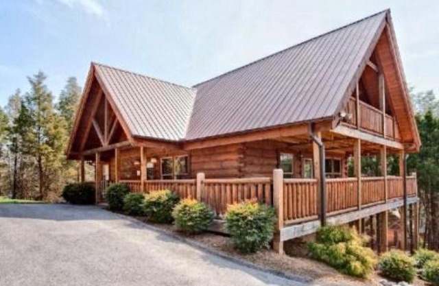 Airport Runway 33 cabin