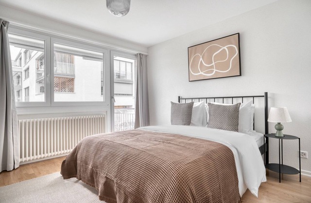 Airy Altstetten 1.5 Room w/Storage & W/D, nr Local Market, by Blueground