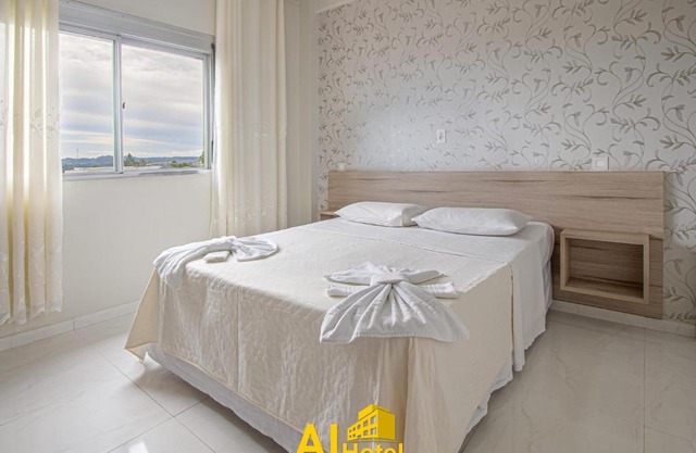 AJ Hotel Chapecó - Fácil Acesso Pátio Shopping e Rótula da Bandeira