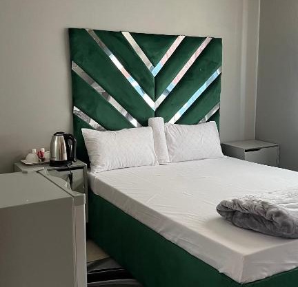 Akwaaba Guest House and Apartments